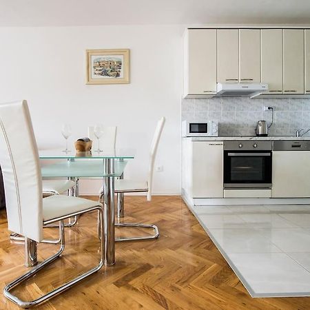 Apartment Jully Podstrana Zewnętrze zdjęcie