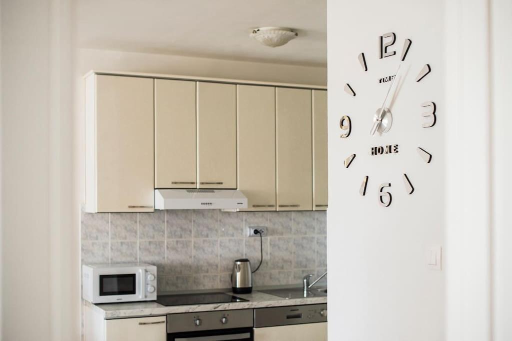 Apartment Jully Podstrana Zewnętrze zdjęcie